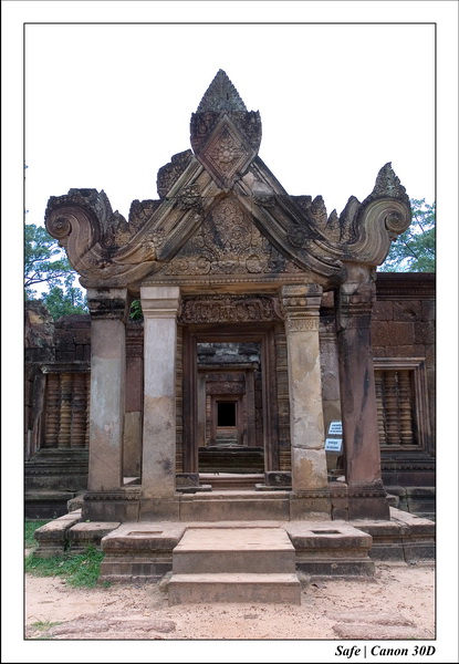 2006 - 07 - Temple angkor - Bantea Srey 28